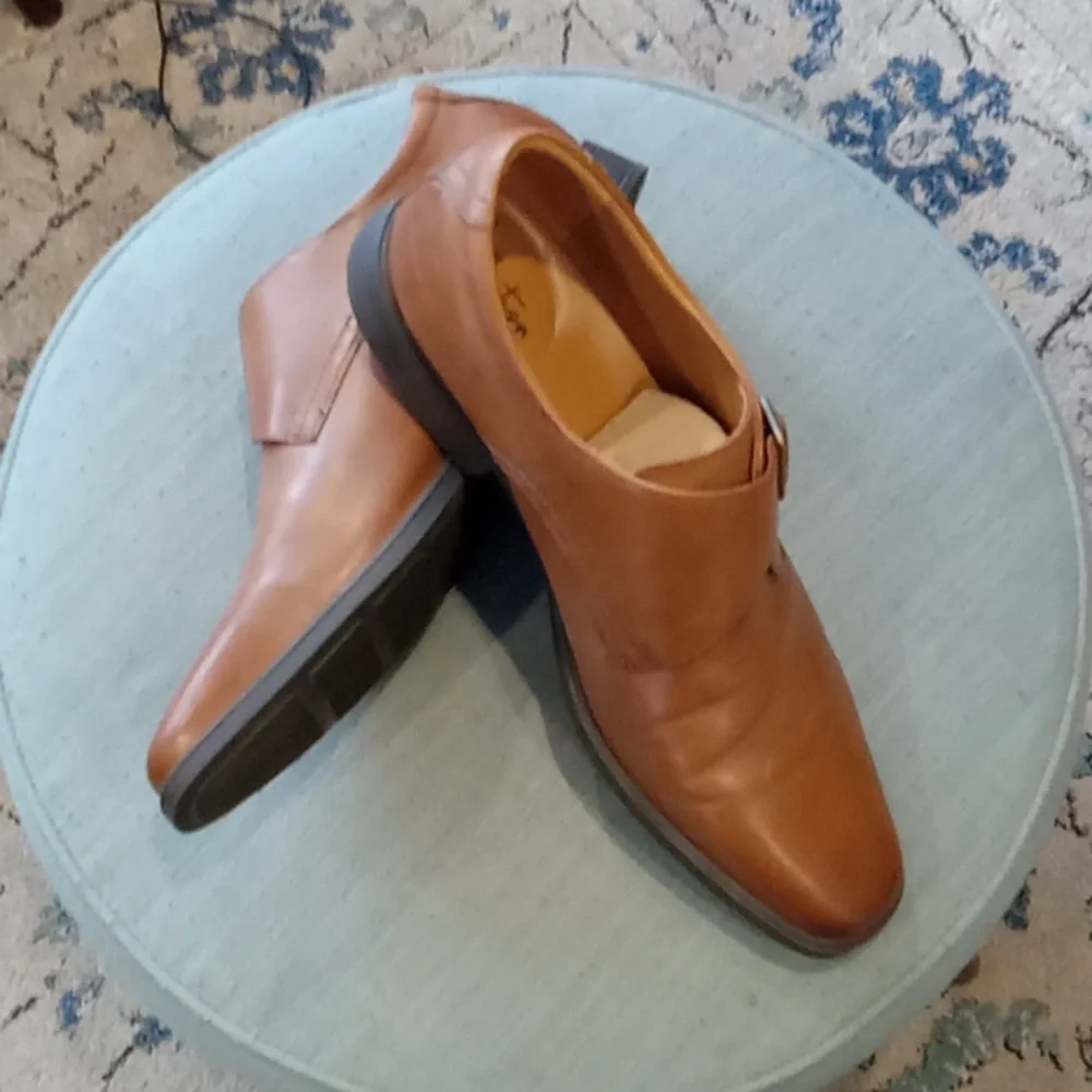 Clarks men's shoes-USED
